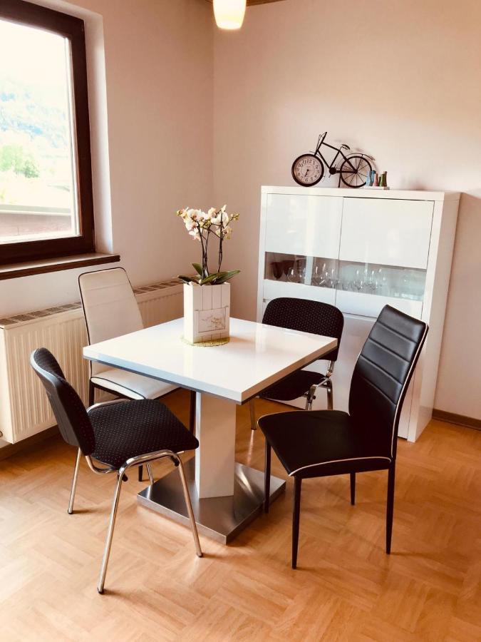 Ferienwohnung Resi Mit Traumhaftem Seepanorama ستيندورف ام أوسياخ المظهر الخارجي الصورة