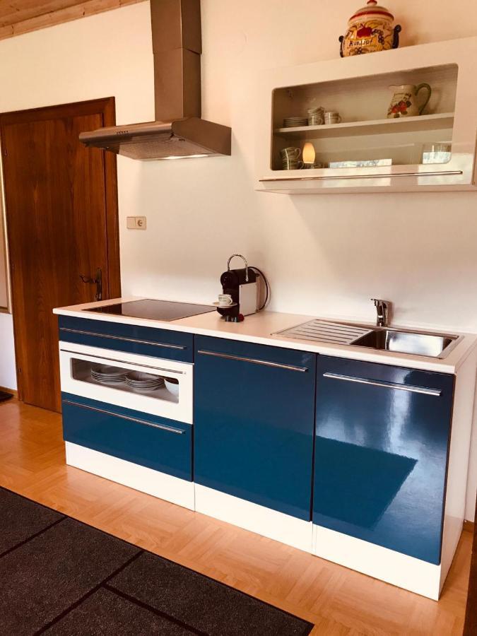 Ferienwohnung Resi Mit Traumhaftem Seepanorama ستيندورف ام أوسياخ المظهر الخارجي الصورة